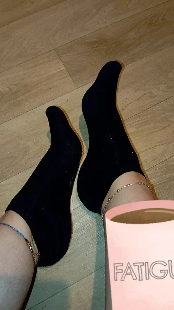 Leak & nude 9 — feet_leyla_