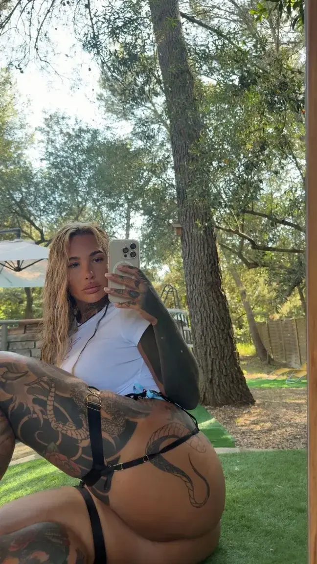 Leak & nude 21 — avaangel92