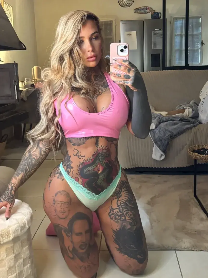 Leak & nude 19 — avaangel92