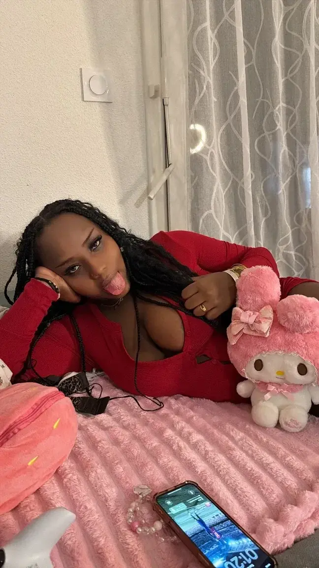 Leak & nude 5 — Vanybby