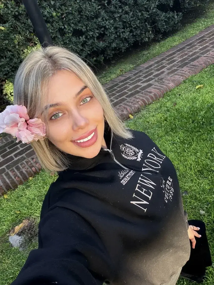 Leak & nude 3 — Petite_cynthia