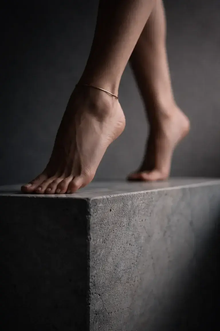 Leak & nude 1 — studiopiedestal