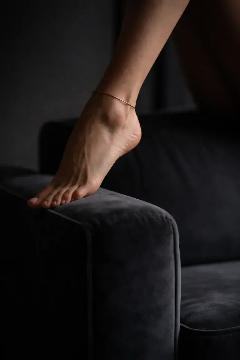 Leak & nude 2 — studiopiedestal