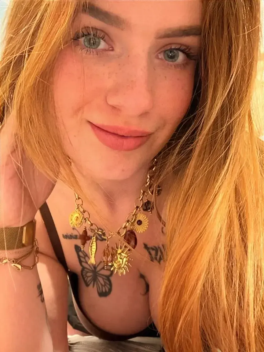 abo gratuit, aucun code 🥵 glisse-moi un dm, je réponds à tout le monde 😏🔥