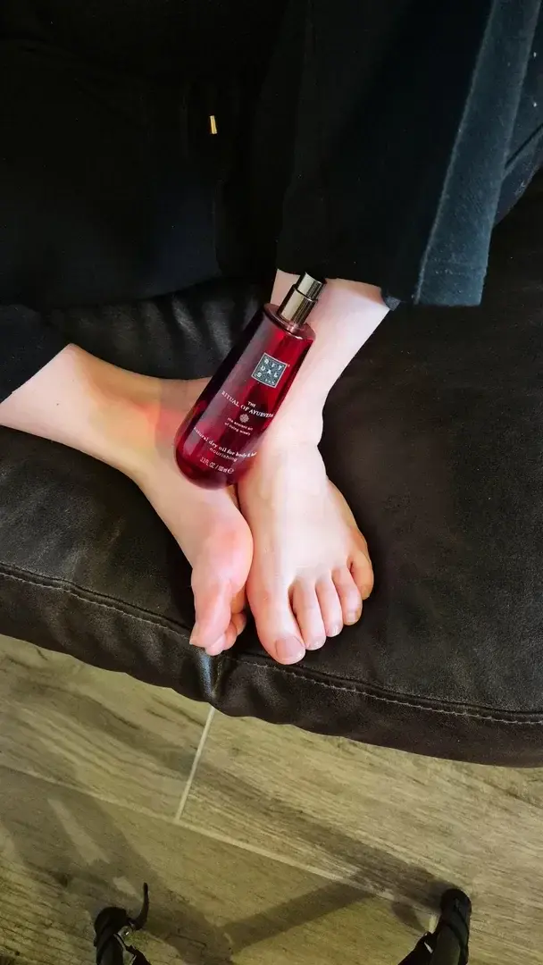 Leak & nude 2 — cocoatoesx