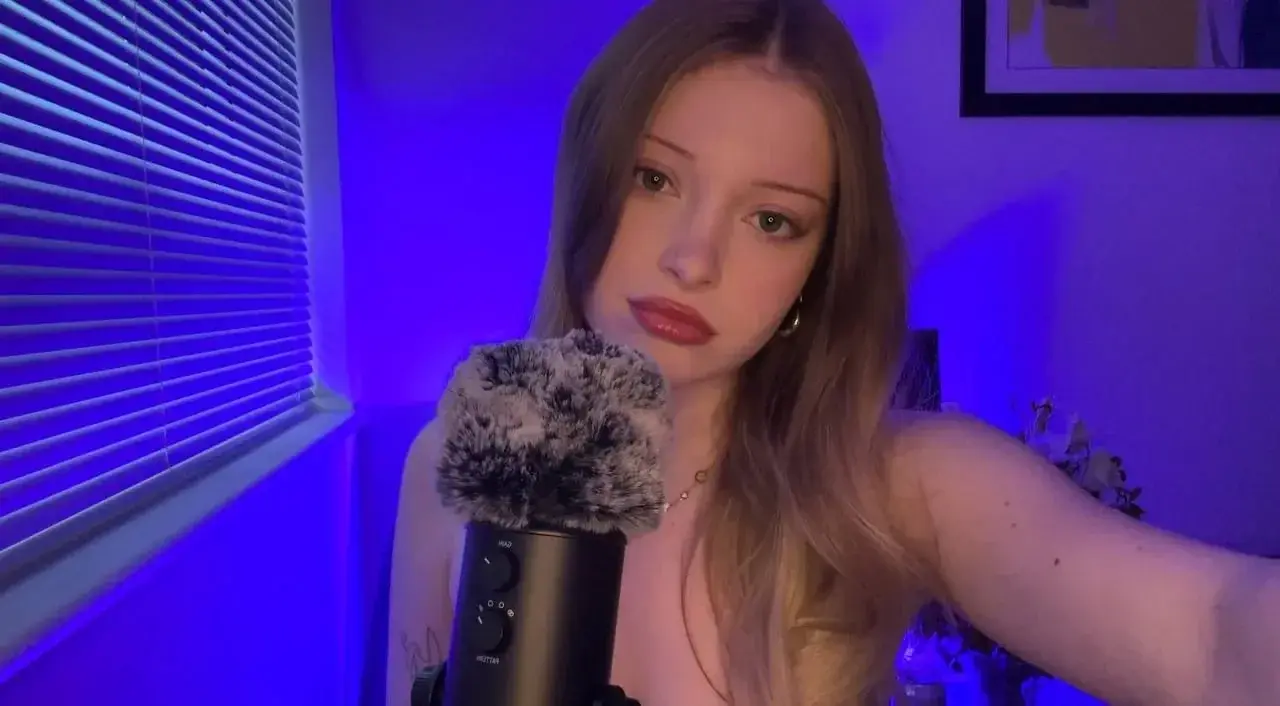 en mode ASMR 🤫🎙️(mon abonnement est free … pas besoin de code ❤️)