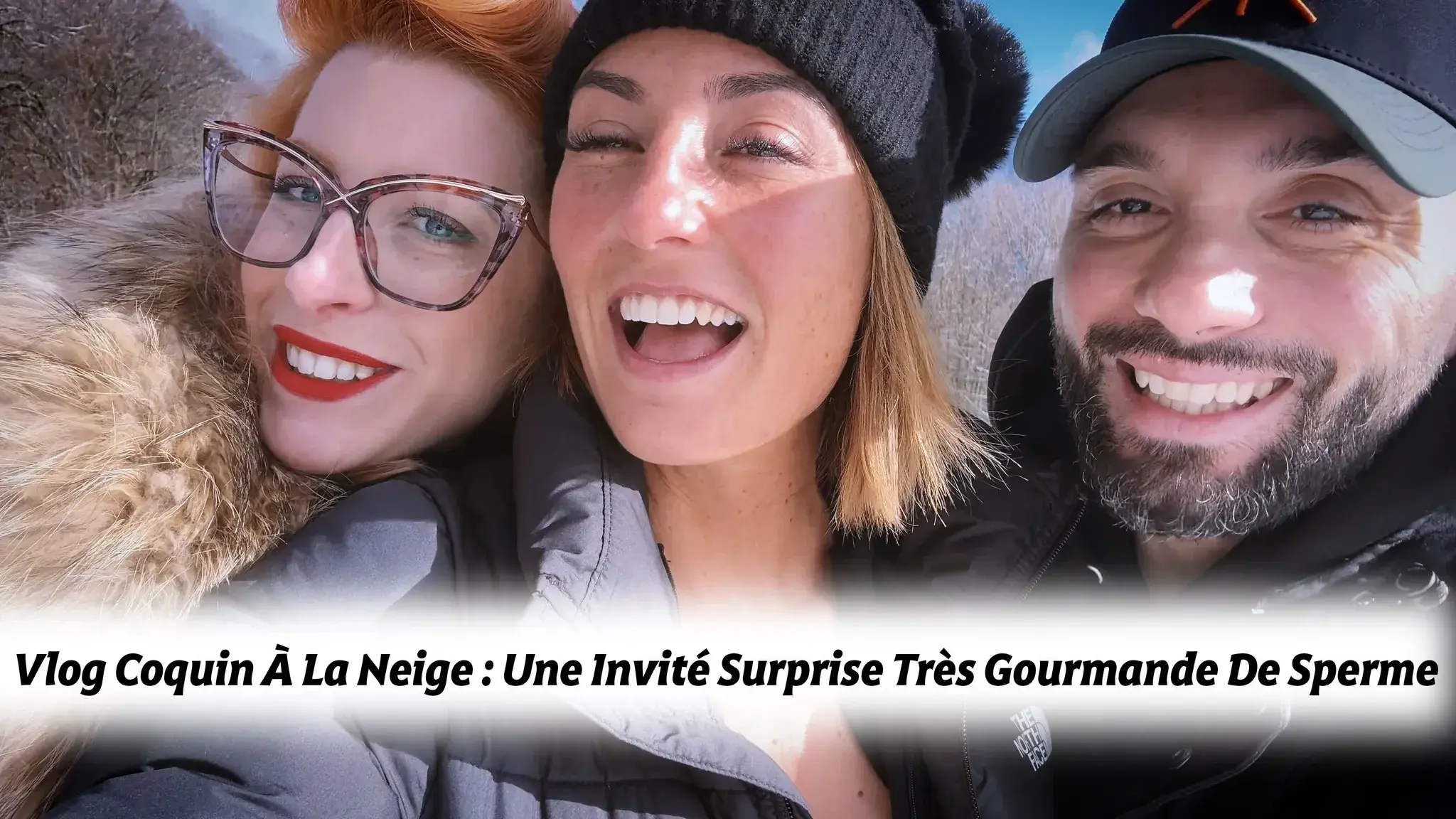 Tu te souviens 🧠 des aventures de Gael & Pam à la Neige ❄️ ??Tu pensais que c’était terminé 🎬 ?? Eh ben non !!!Une invitée surprise nous a rejoints pour prolonger nos vacances ☃️ et y rajouter encore un peu plus de chaleur 🌡️.Il n’a fallu que quelques minutes pour que nos retrouvailles se transforment en coquineries 💋 ..On commence cash avec une pipe dans la forêt 🌲, puis sur la route et enfin à l’appart …Avant de passer sur une bonne grosse baise de 30 min où la rouquine coquine se fait démonter 💥 la chatte dans tous les sens … avant .. que .. je la rejoigne dans un trio ultra chaud 🥵.Un pur délice que de me faire bouffer 👅 la chatte et le cul par Little Foxxy pendant que Gael me pénètre 🍆…Tu vas kiffer la double pipe et la fin 💦 💦.. mais vu le titre, tu as déjà ta petite idée, non ?➡️ ➡️ ➡️