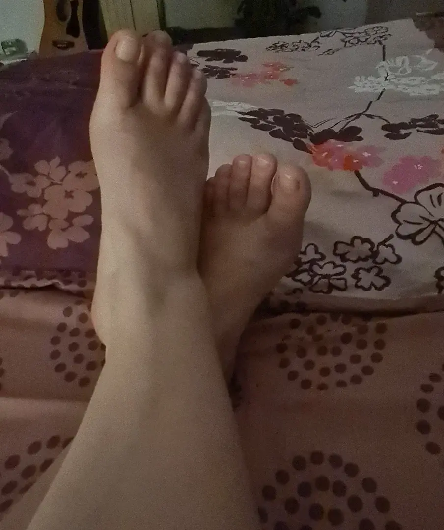 Leak & nude 3 — Peneloppefeet_foot