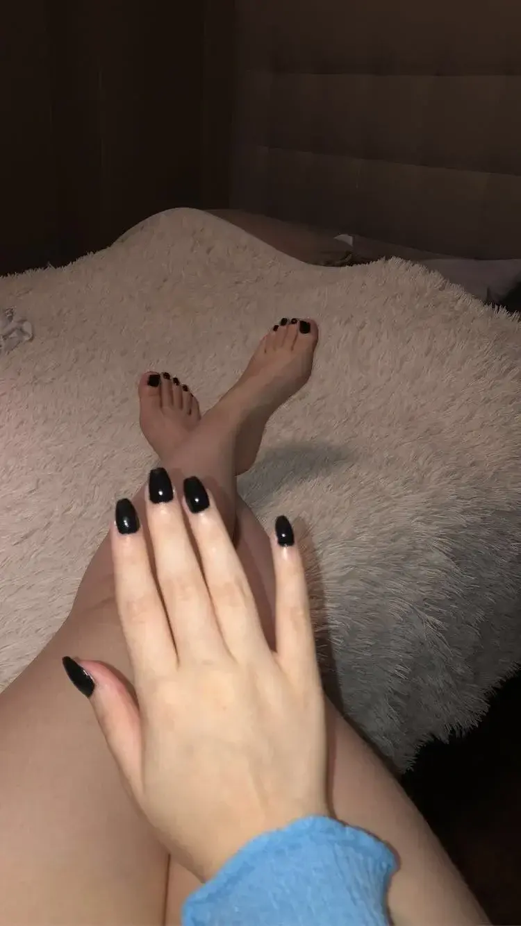Leak & nude 1 — Feethub