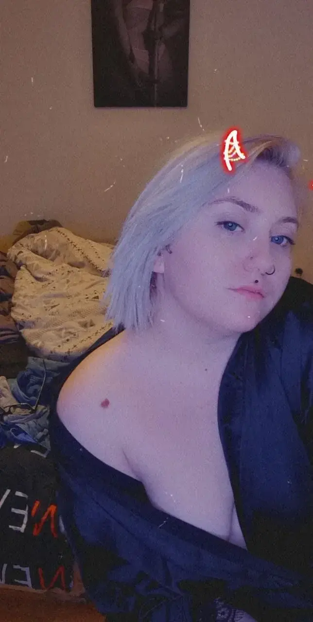 Leak & nude MYM — La_blonde_ : « Je vous souhaite une très belle semaine ❄️ des bisous partout ! » (MYM)