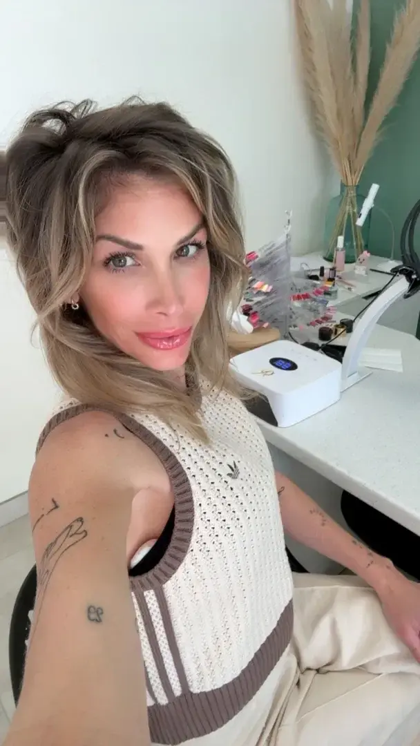 Leak public de lemonde2fk2 — « Hâte de sucer !! Ma bouche réclame de la queue ! » (nude) sur MYM