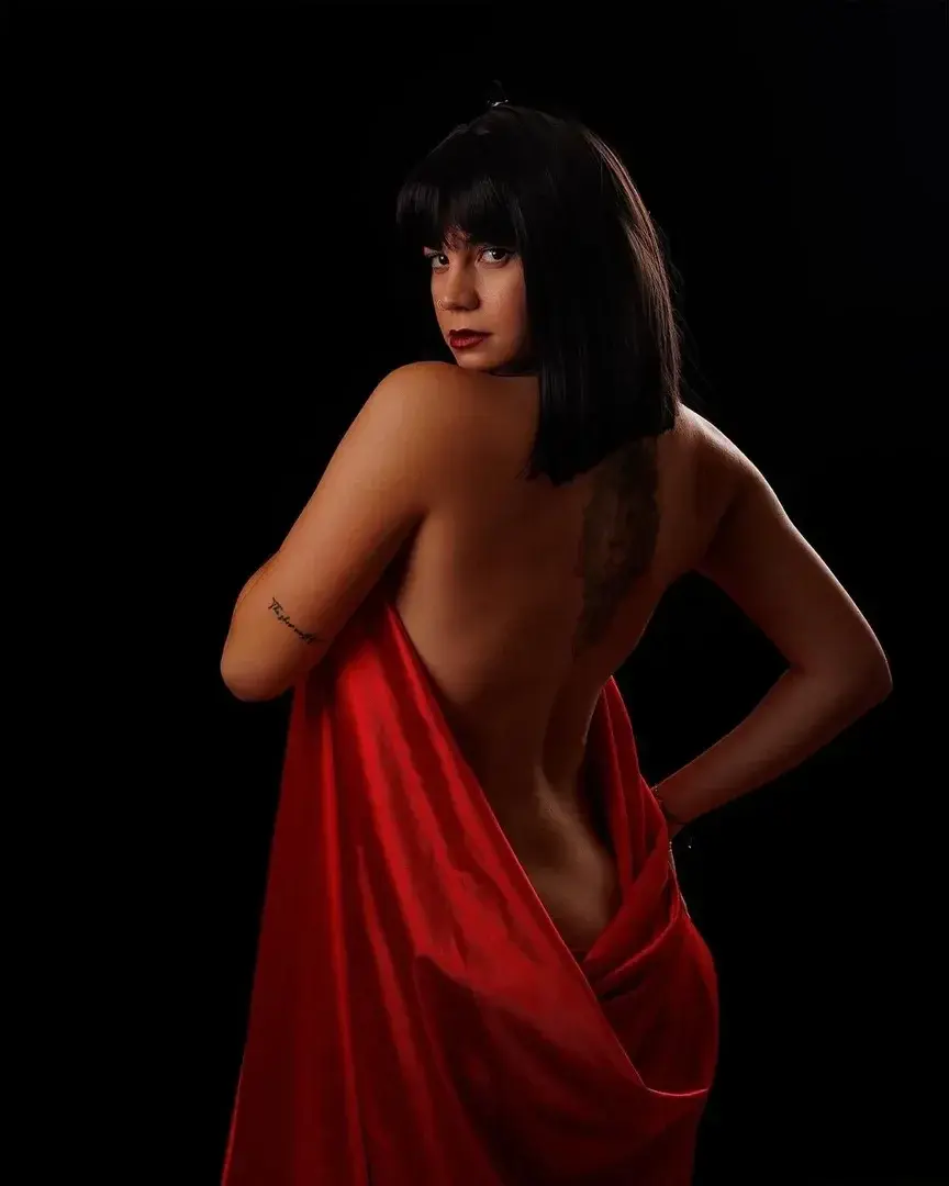 Leak & nude MYM — Mimire__ : « média » (MYM)