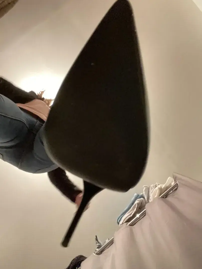 Leak & nude 1 — Bondyfeetgirl