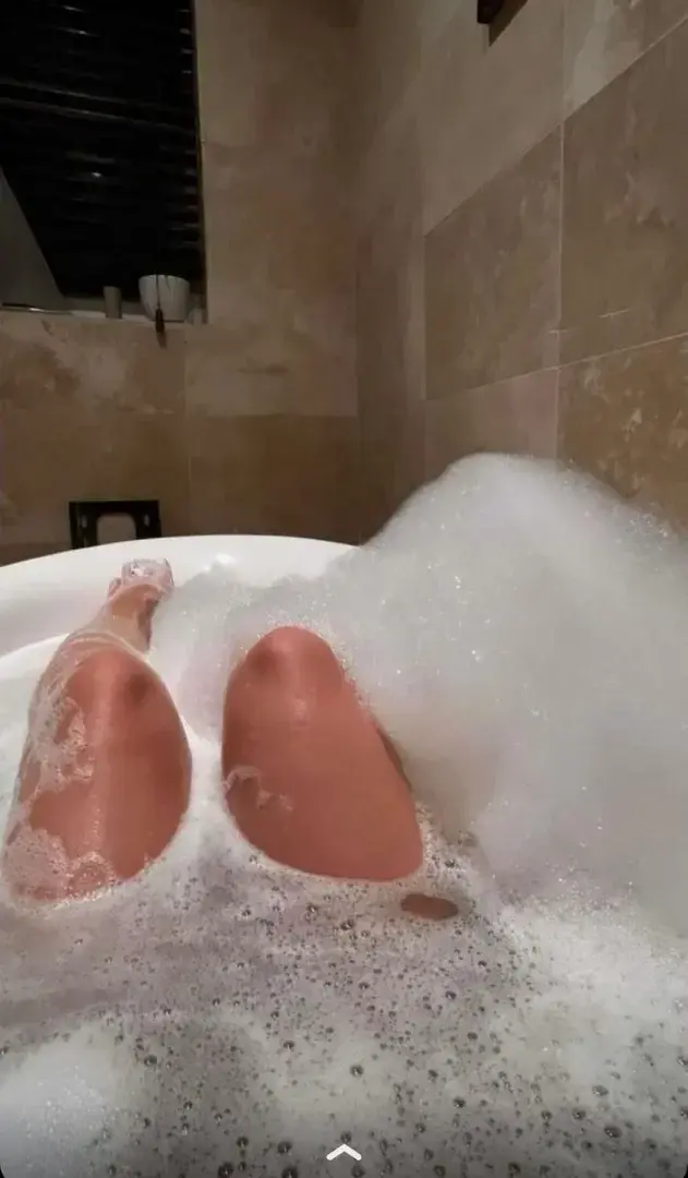 Leak & nude 18 — Incognitaa77