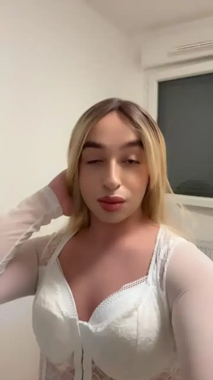Leak & nude 17 — Ninatravestie25