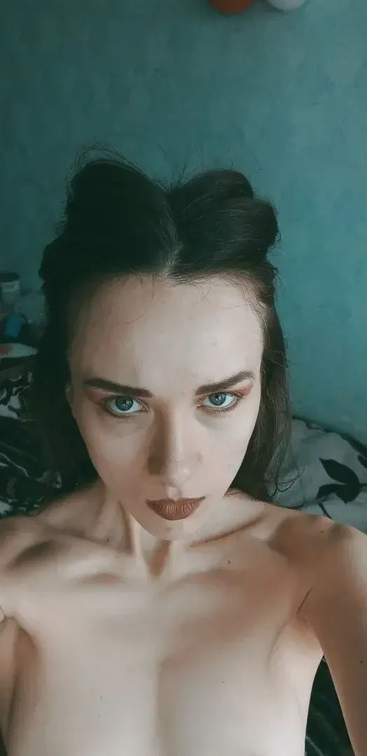 Leak & nude MYM — Simonek : « Cześć ! » (MYM)
