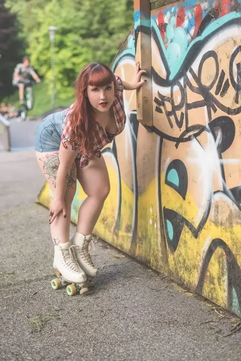 Leak & nude 2 — Silviapocketgirl