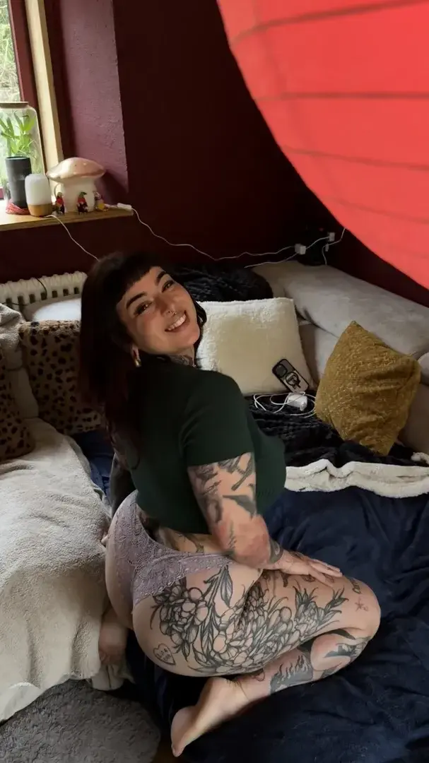 Viens on s’en fout de mon câble management pourri 🦌