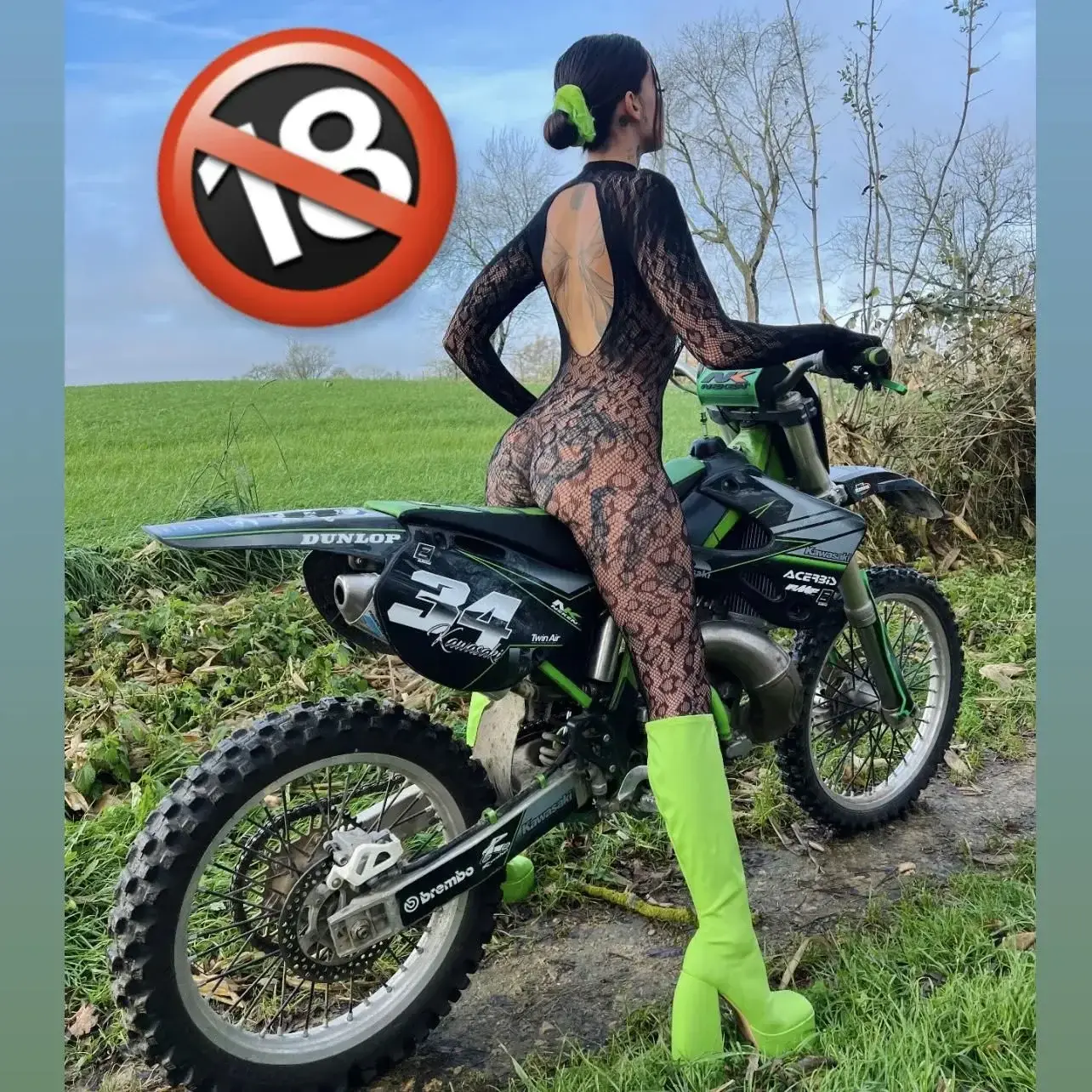 Photo de couverture de Loveboobs