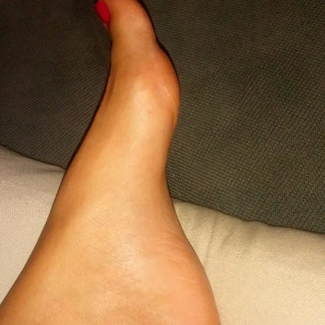 Leak & nude 8 — Feetbarbie