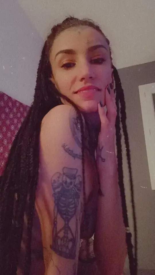 Leak & nude MYM — Coky : « 🎮 » (MYM)