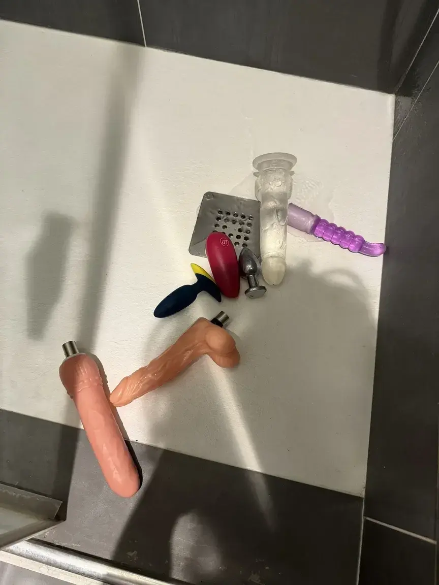 Leak & nude MYM — justineangela : « Tu viens voir ce que je fais avec tout ça ? » (MYM)