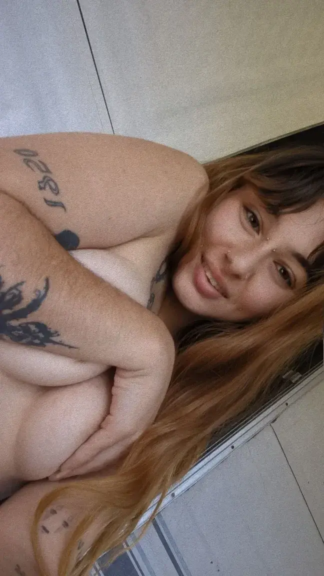 Leak & nude 1 — Lolajuicyqueen