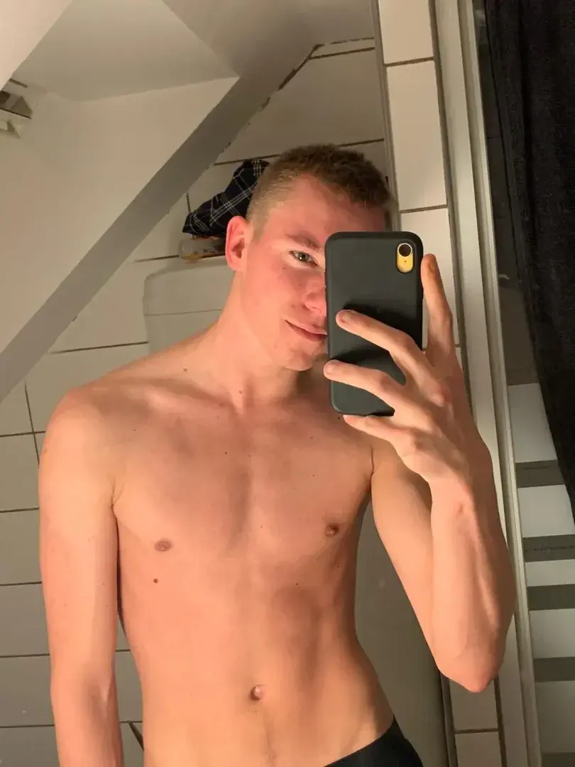 Leak & nude 1 — Ronan474204
