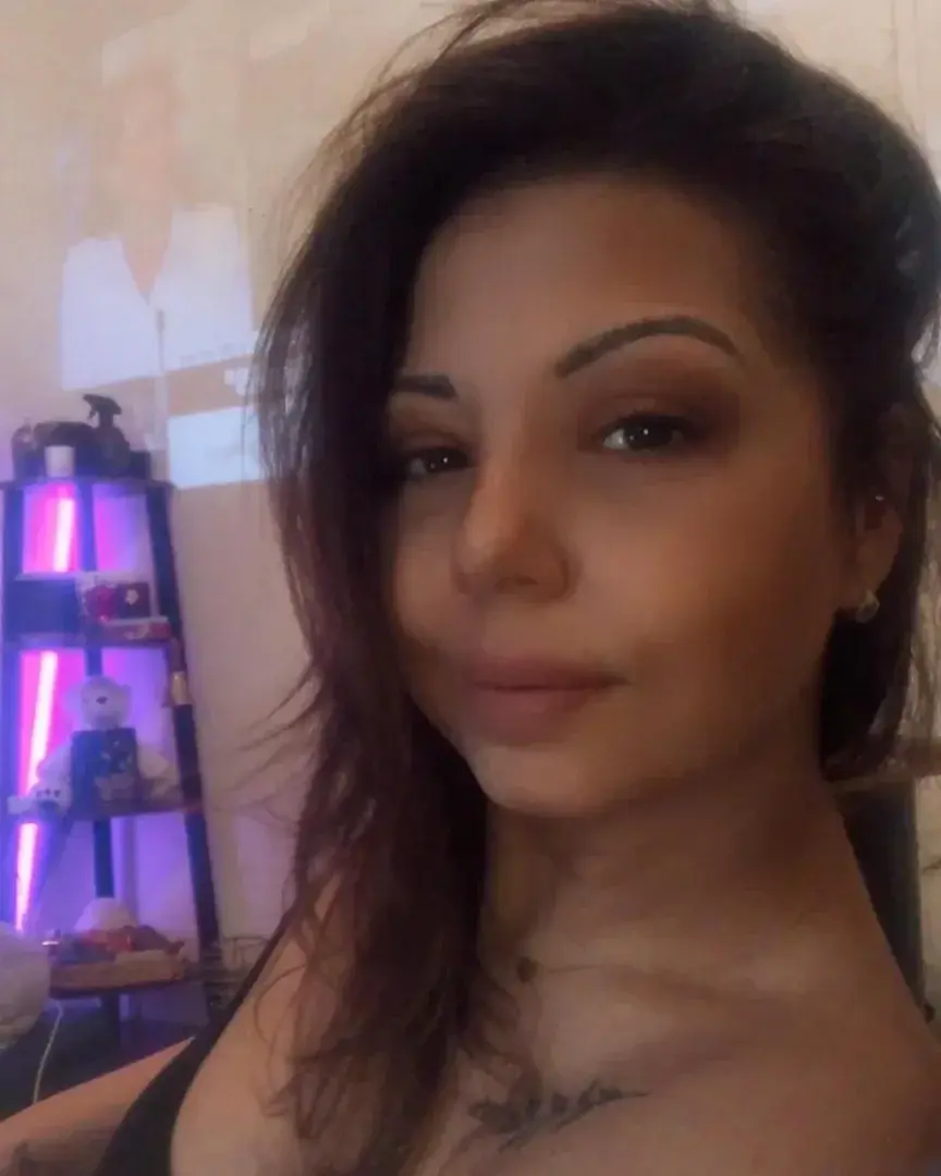 Leak & nude 9 — Miramiraa