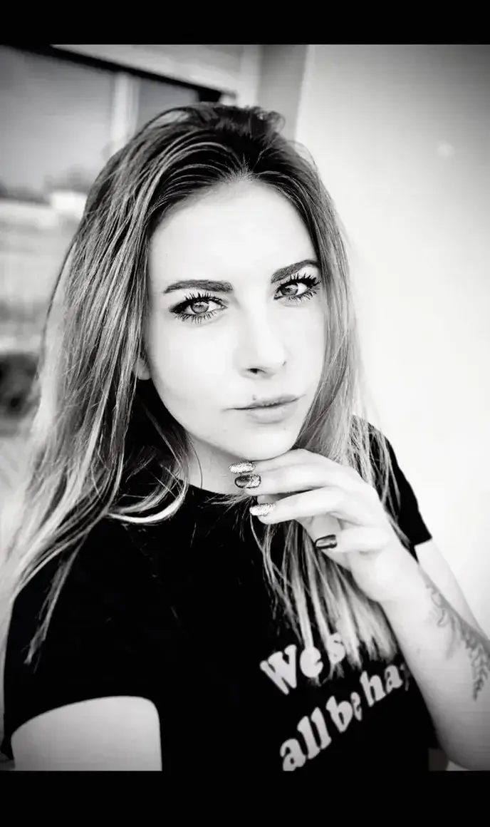 Leak & nude 10 — miranafrenchie