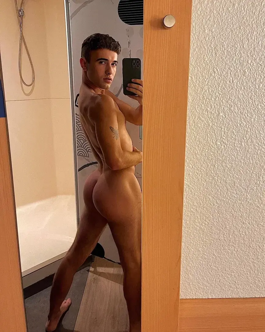 Leak & nude 3 — SimonVendeme