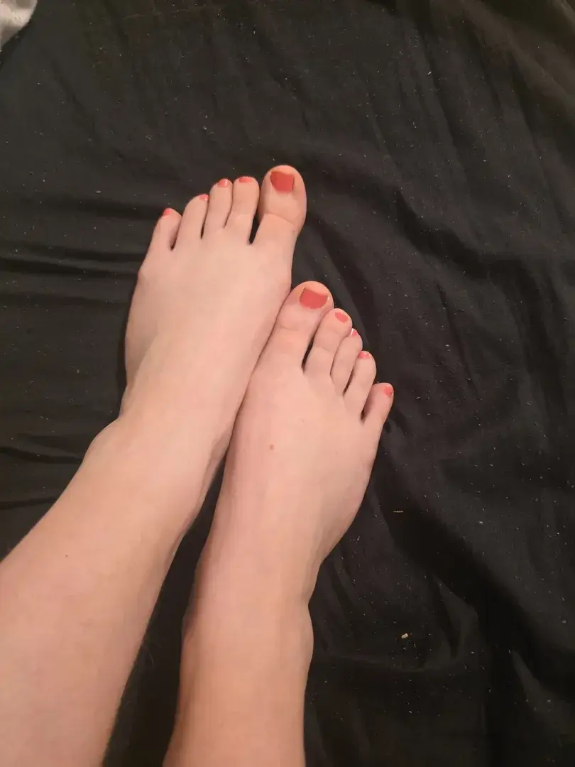 Leak & nude 1 — Pieds_anastasia