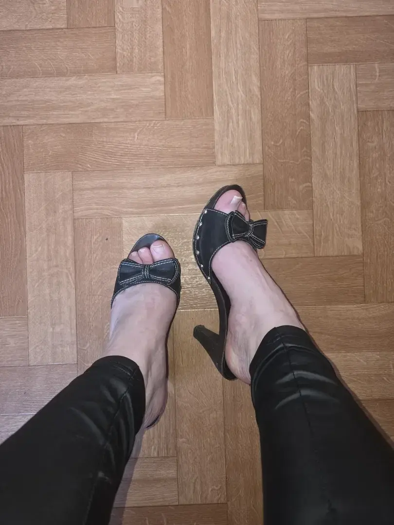 Leak & nude 8 — Pieds_anastasia