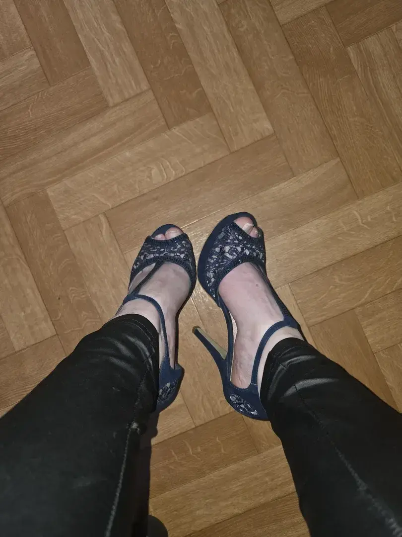 Leak & nude 9 — Pieds_anastasia