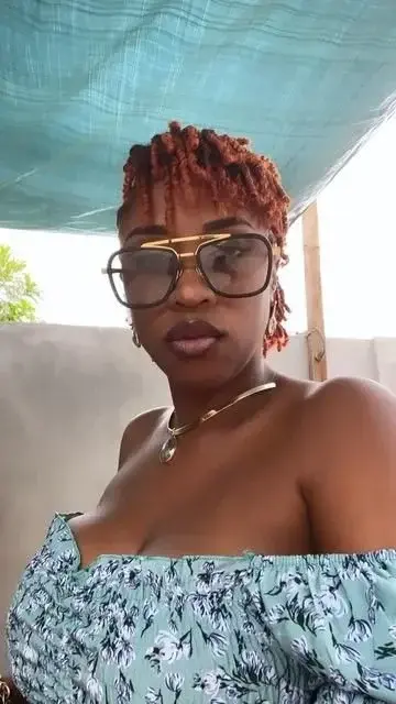 Leak & nude 4 — Tropicallips