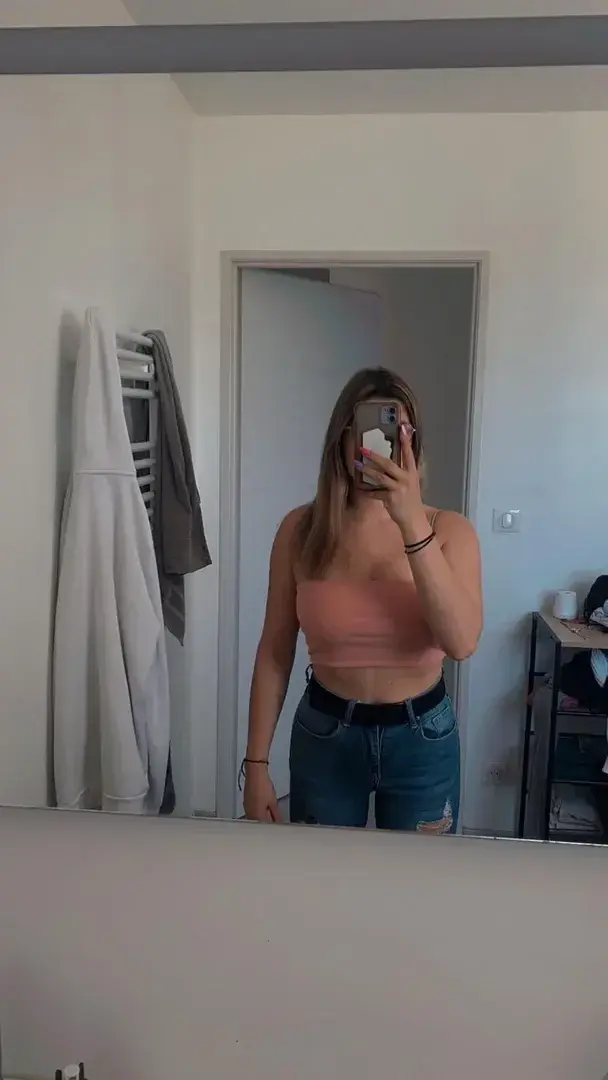 Leak & nude 3 — Adelyyyne