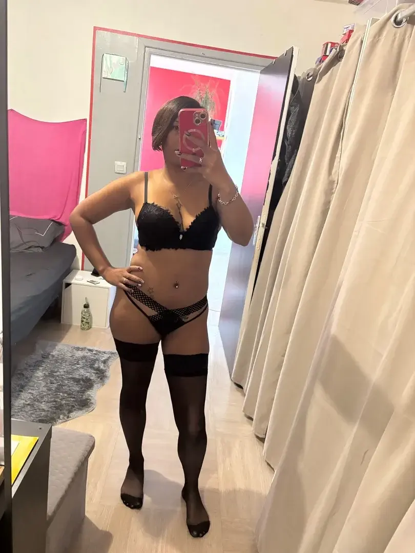 Samantha_sexy — média 17 | French Modèles