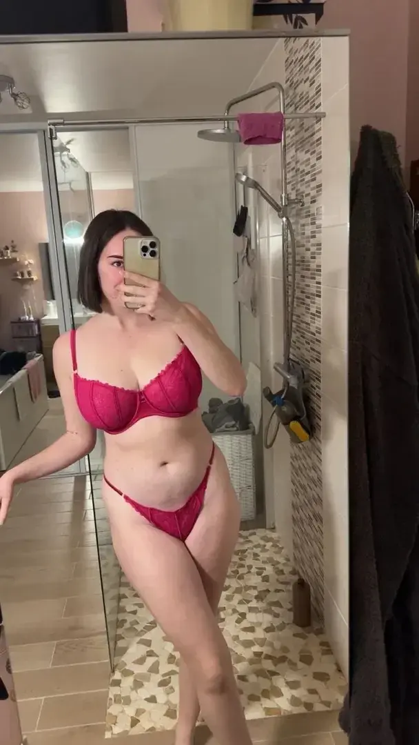 Leak & nude 5 — Clara2700