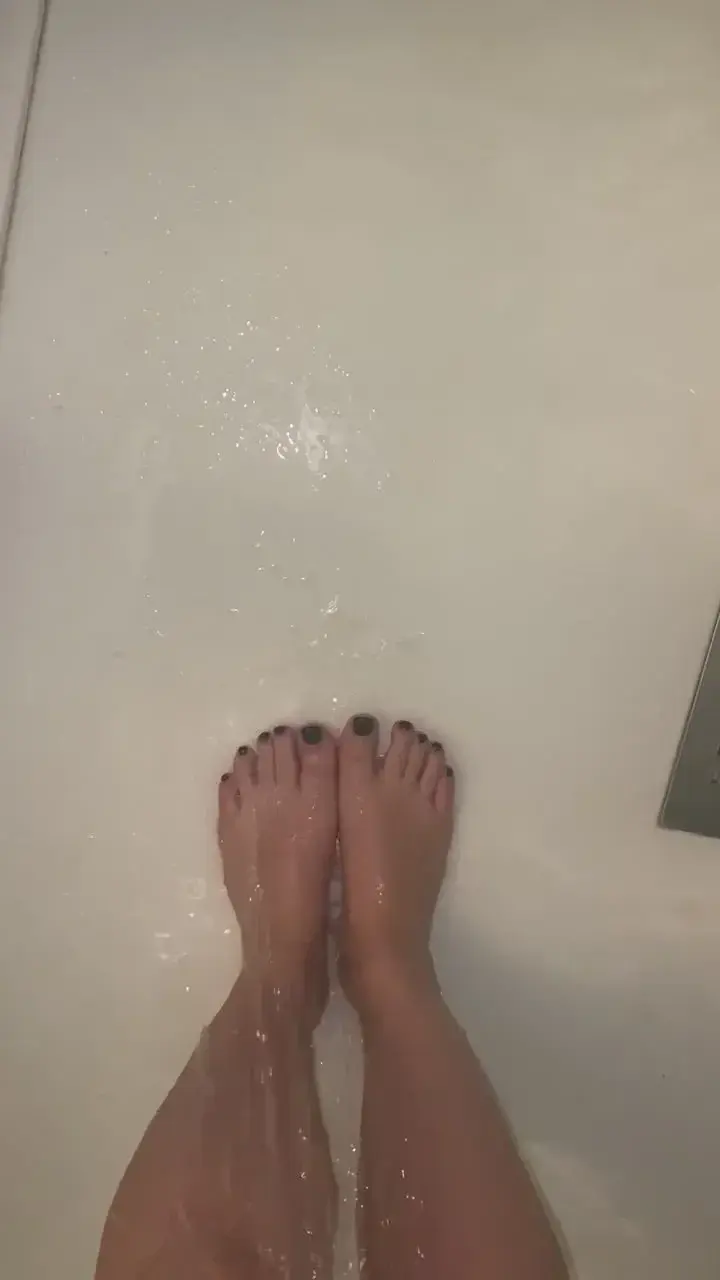 Leak & nude 3 — Deesse_des_pieds