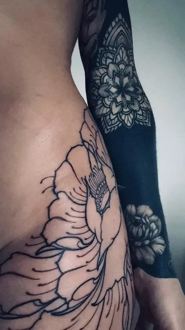 Leak & nude 10 — Wildflower