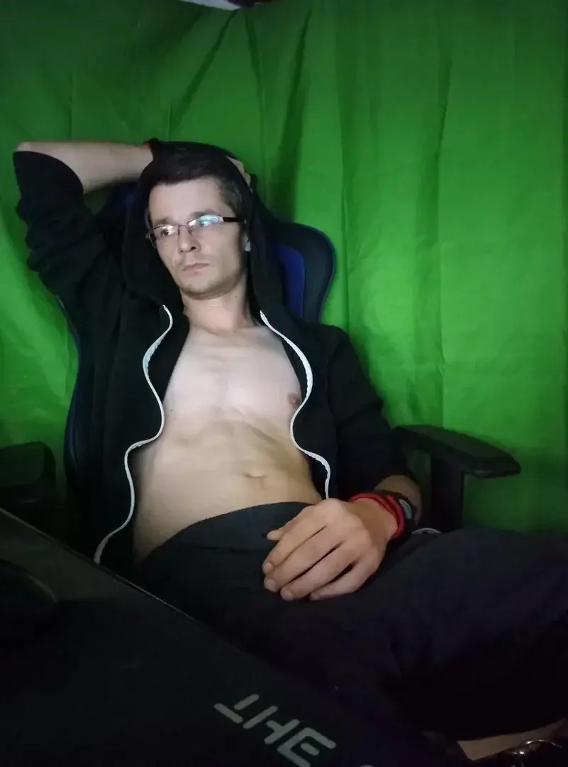 Leak & nude 1 — Niko_games