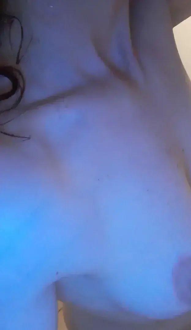 Leak & nude 2 — Bethina