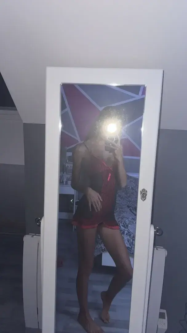 Leak & nude 2 — Mistyra