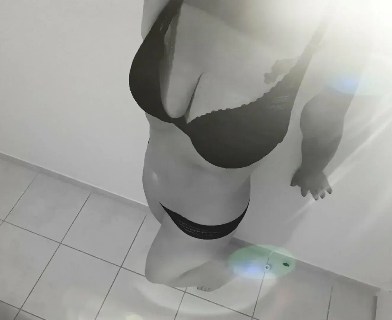 Leak & nude 1 — Sam3462717