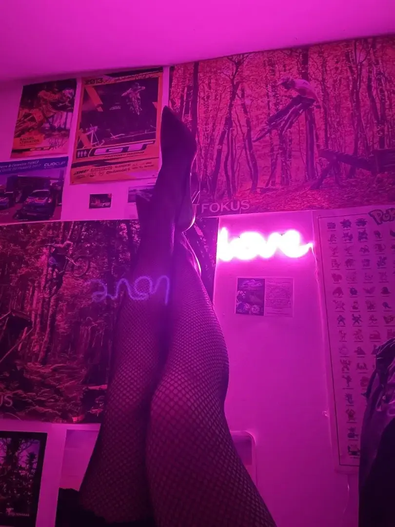 Leak & nude 3 — Bodypics