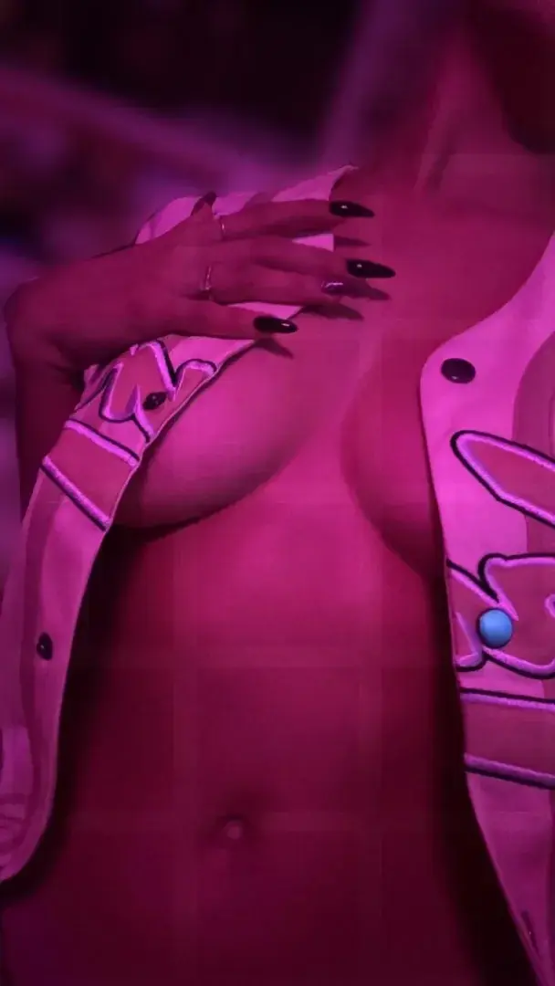 Leak & nude 9 — Bodypics