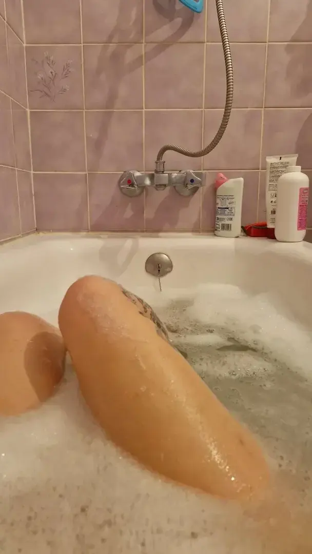 Leak & nude 5 — Lesromanticosdu89