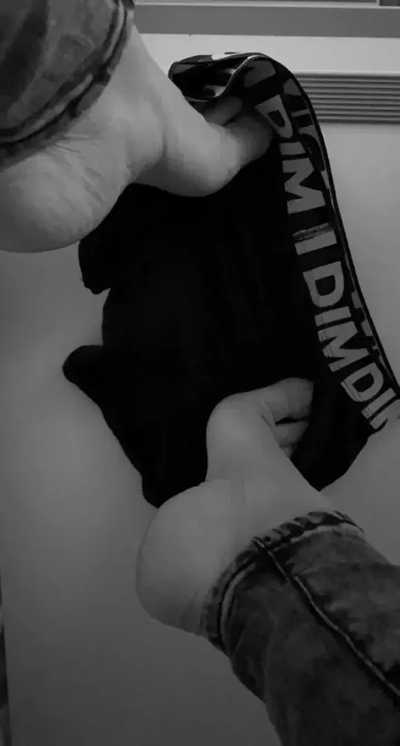 Leak & nude 4 — Feet_y