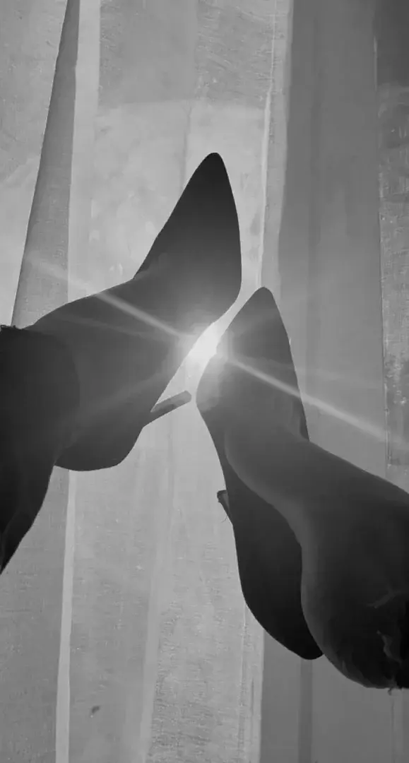 Photo de couverture de Feet_y