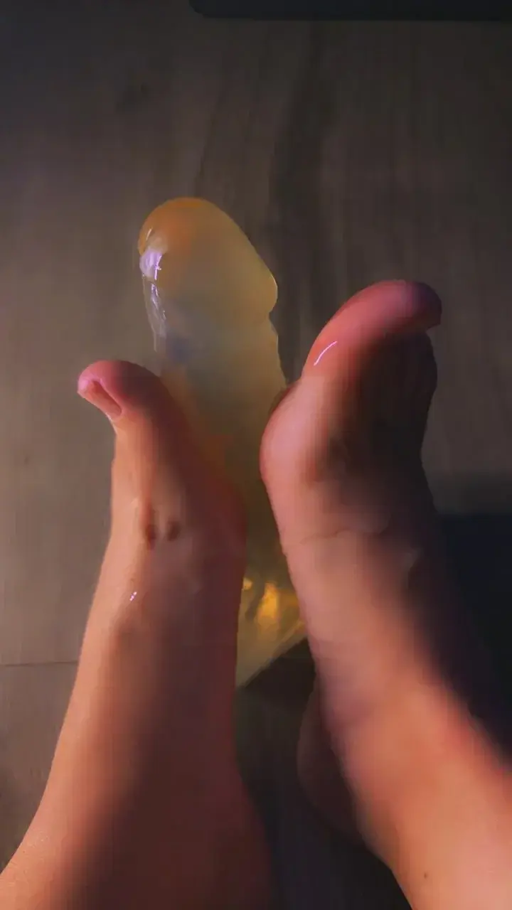 Leak & nude 4 — Xmissfeetx